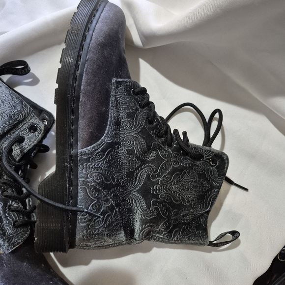 Dr. Martens Silver/Gray Brocade Embossed Unisex Boots - Picture 3 of 6
